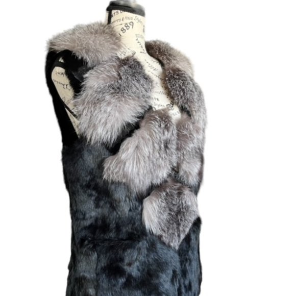 Mitchie's Rabbit fur vest - Picture 2 of 6